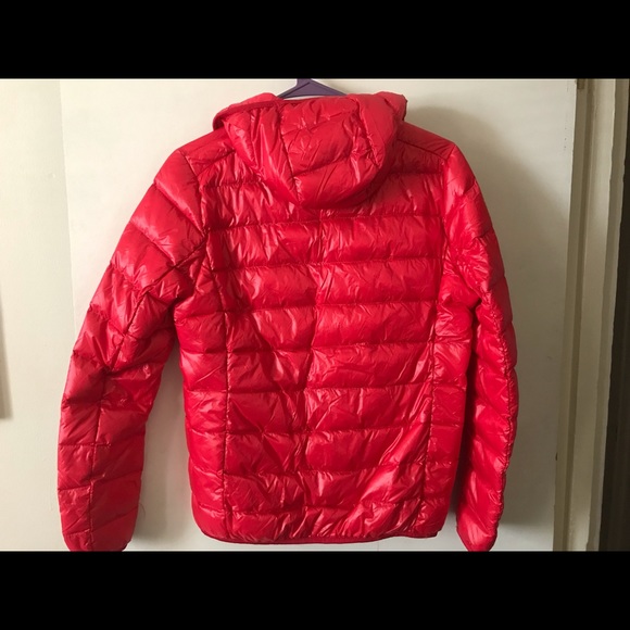 Red jacket - Picture 1 of 2